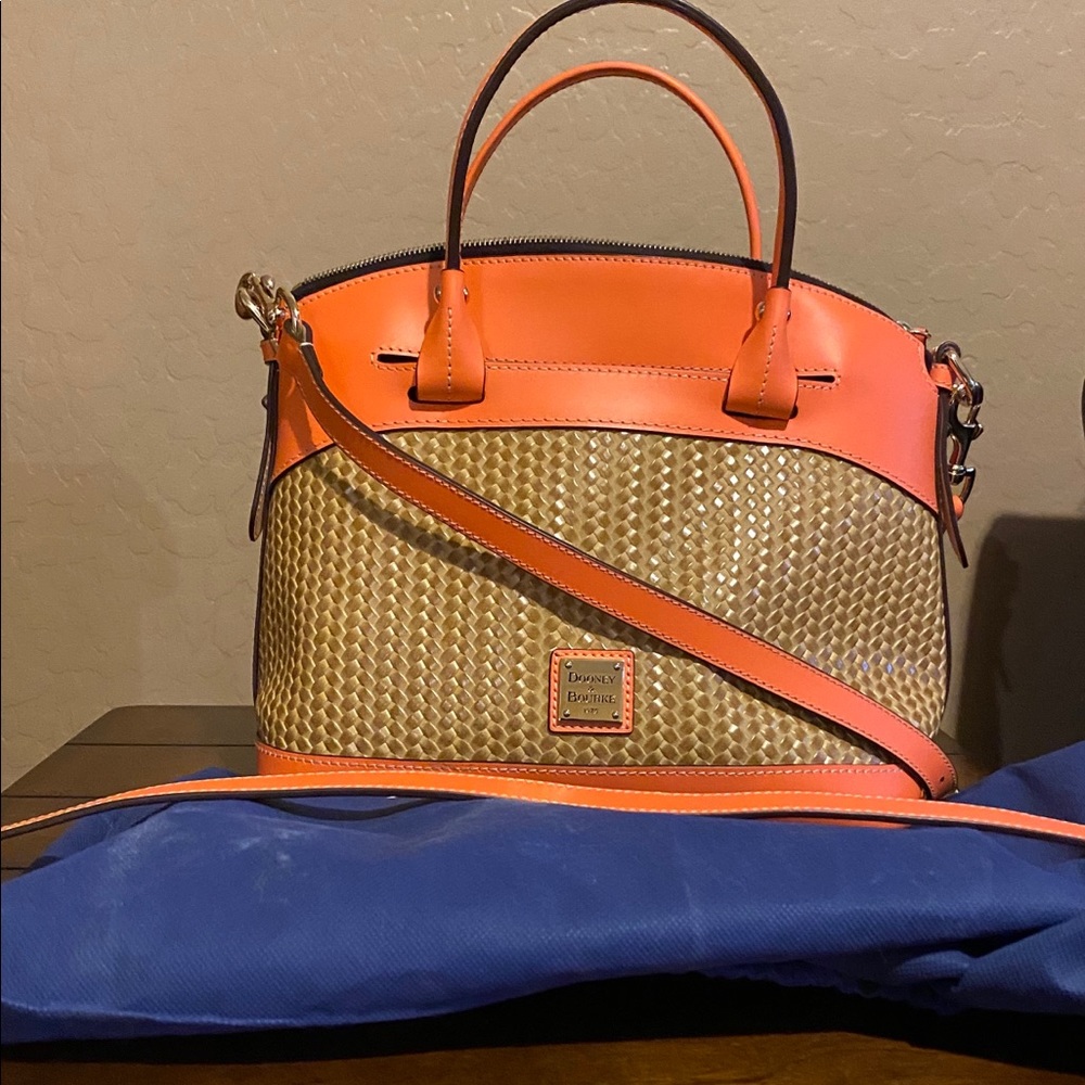 EUC Dooney & Bourke Embossed Satchel